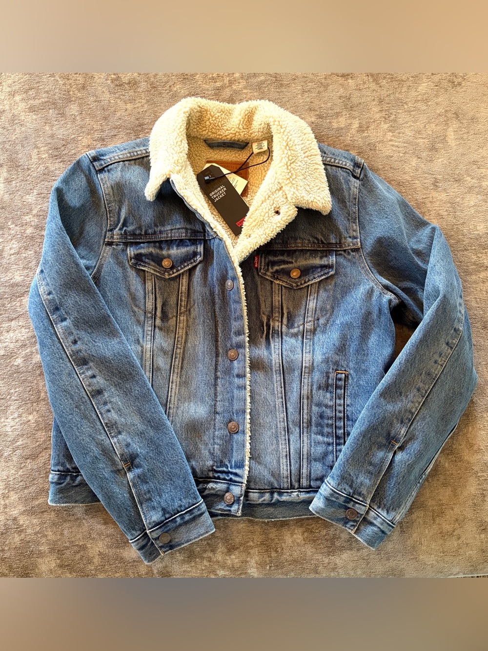Levi's Original Sherpa Trucker jacket *Brand New*